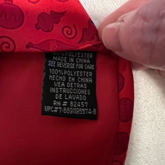 The Simpsons holiday tie from 2005. - Picture 4 of 5